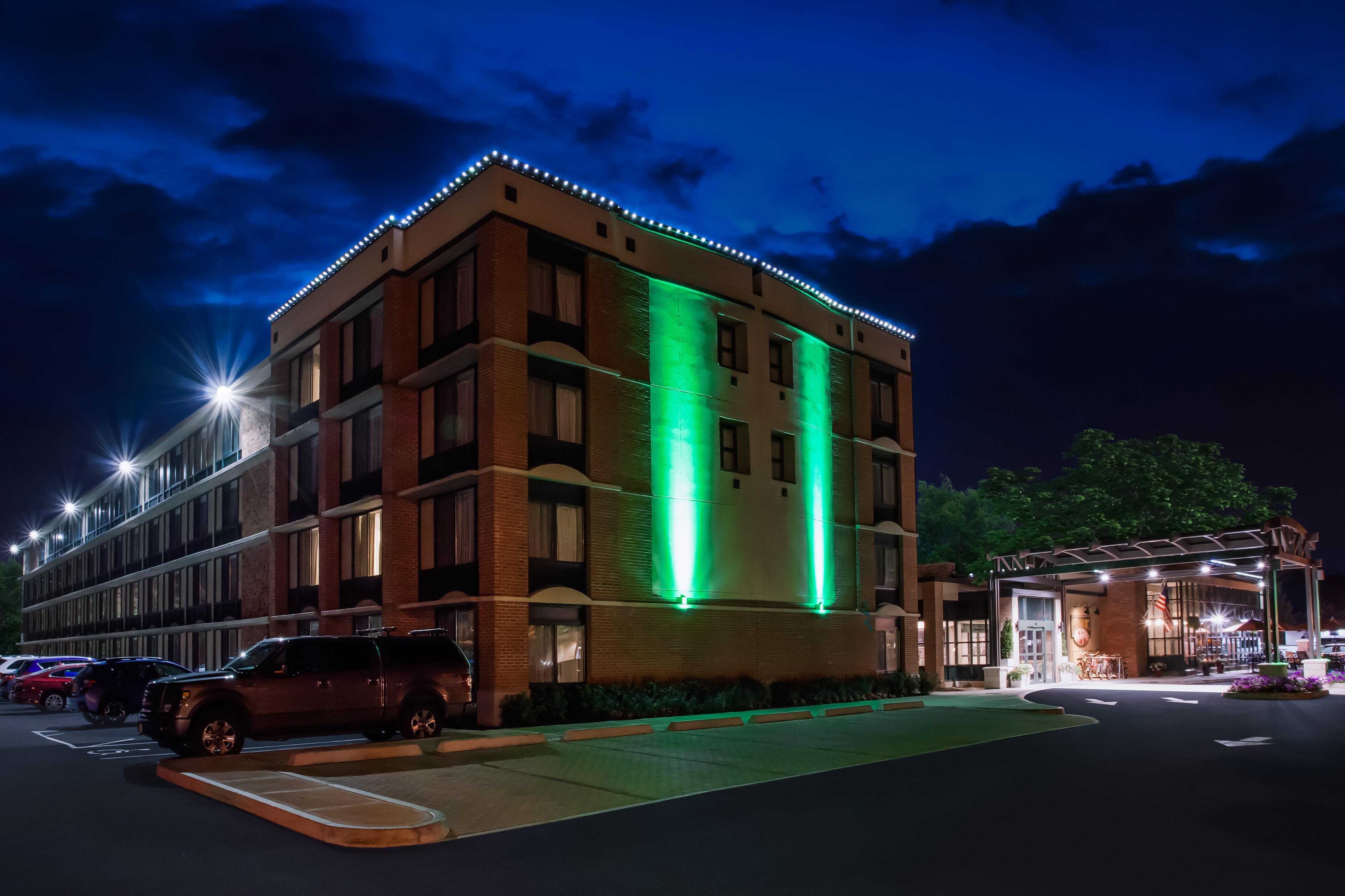 Holiday Inn Saratoga Springs By Ihg Экстерьер фото