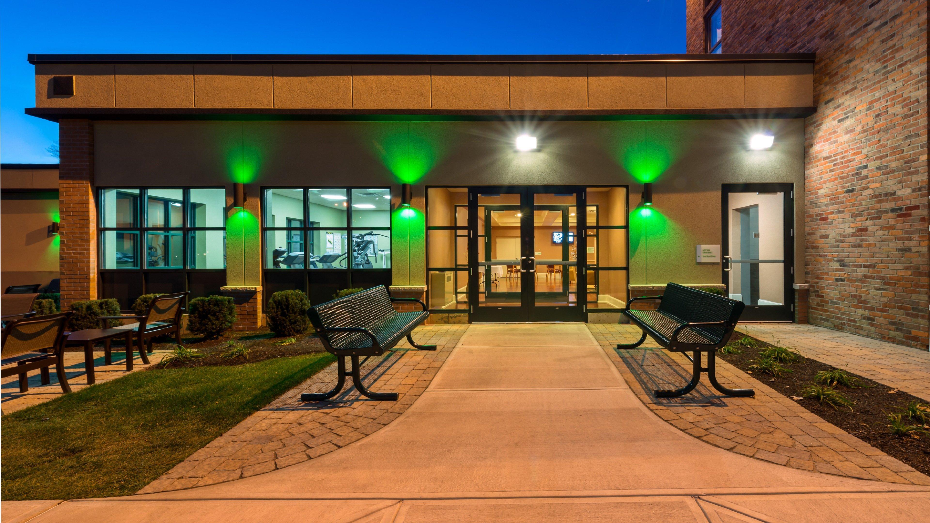 Holiday Inn Saratoga Springs By Ihg Экстерьер фото